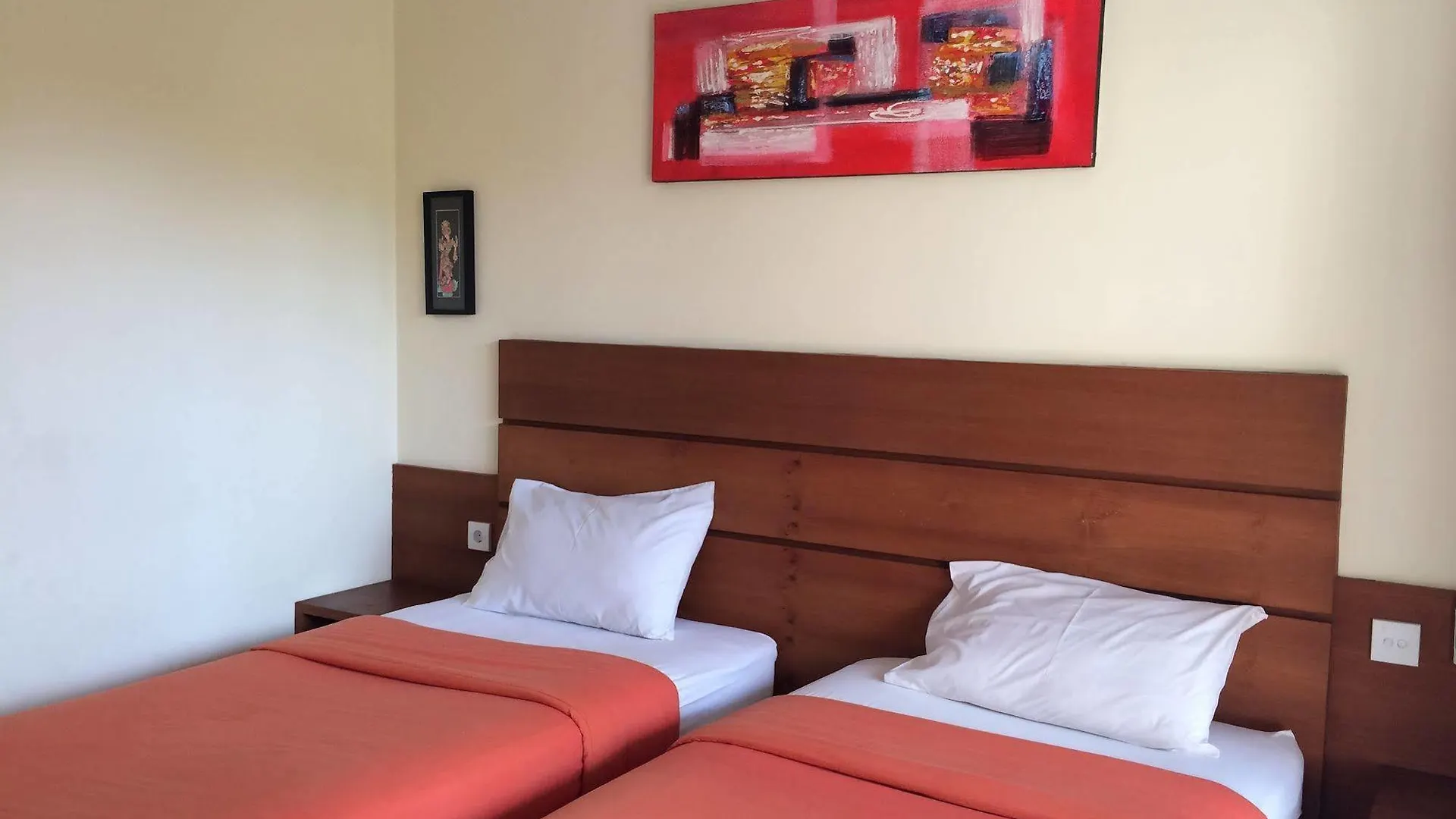Kondra Premiere Guest House Kuta  2*, Kuta (Bali)