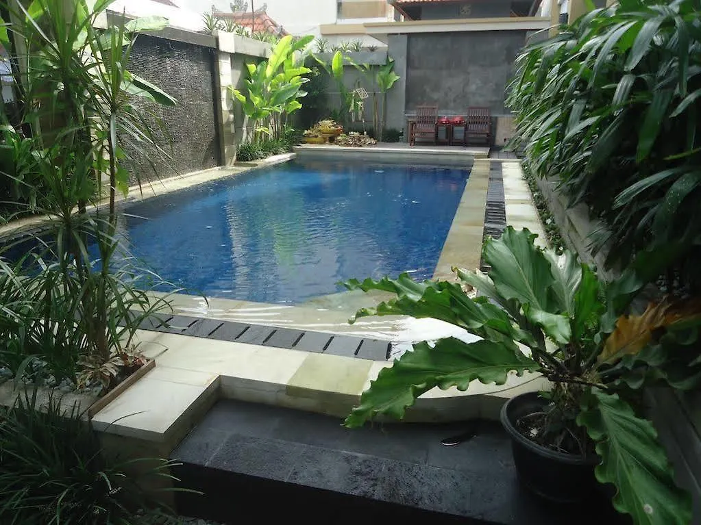 Kondra Premiere Guest House Kuta